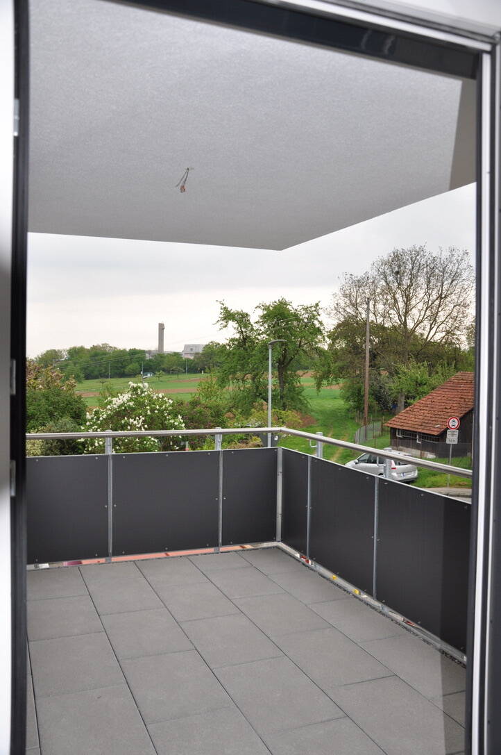 Neuwertige 3 Zimmer Wohnung mit tolle Aussicht Balkon, 70794 Filderstadt