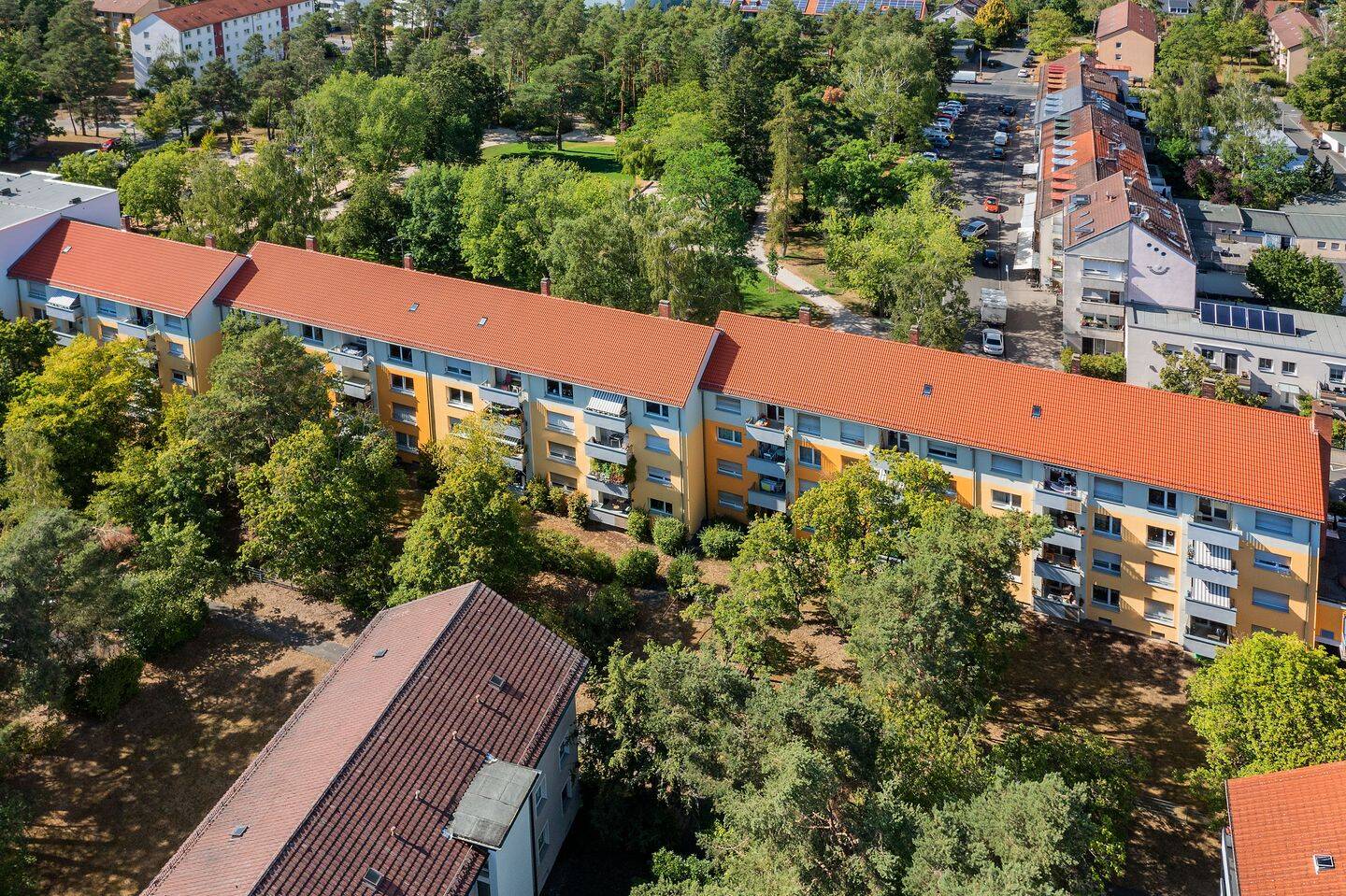 Gepflegte 3-Zimmer-Wohnung mit Südbalkon, 91058 Erlangen (Bruck Eltersdorf Erlangen-Süd Sebaldussiedlung Tennenlohe)