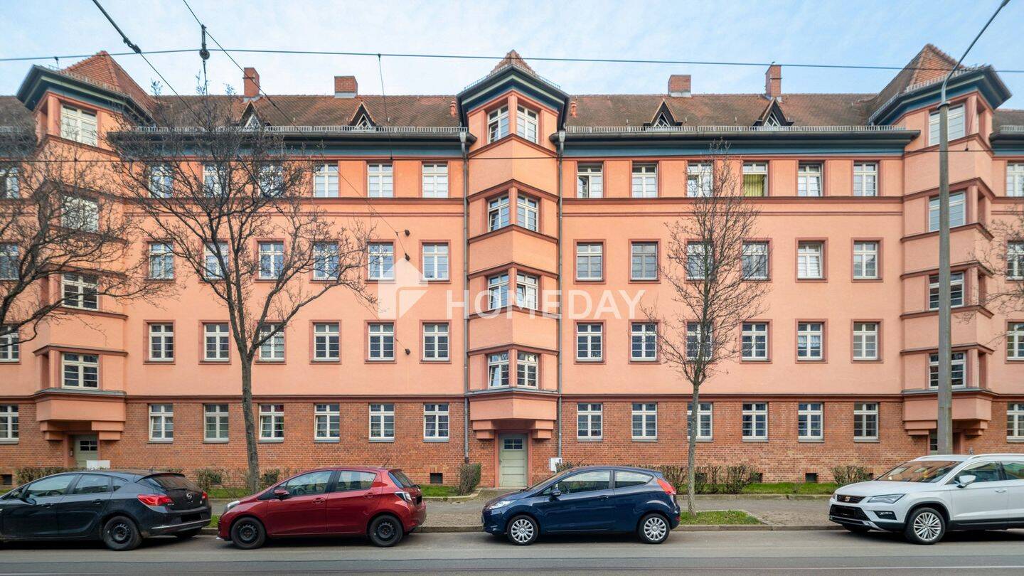Lichtdurchflutetes Dachgeschoss: 2-Zimmer-Wohnung mit EBK in grüner Wohnanlage, 4357 Leipzig (Mockau-Nord Mockau-Süd Schönefeld-Abtnaundorf)