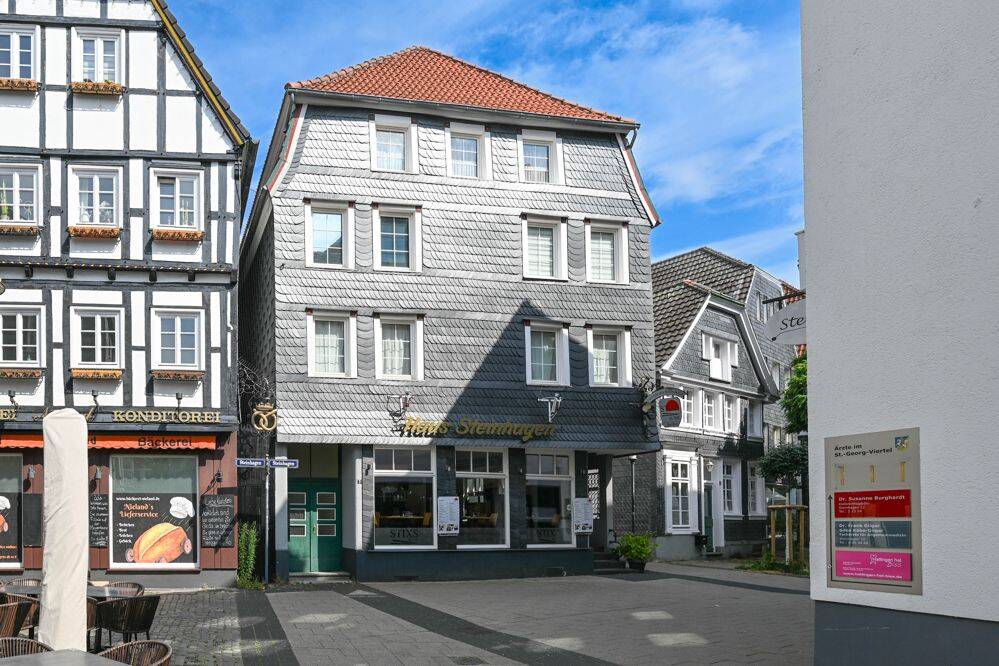 Charmante Zwei-Zimmer-Wohnung im denkmalgeschützten Fachwerkhaus mitten in der Hattinger Altstadt, 45525 Hattingen