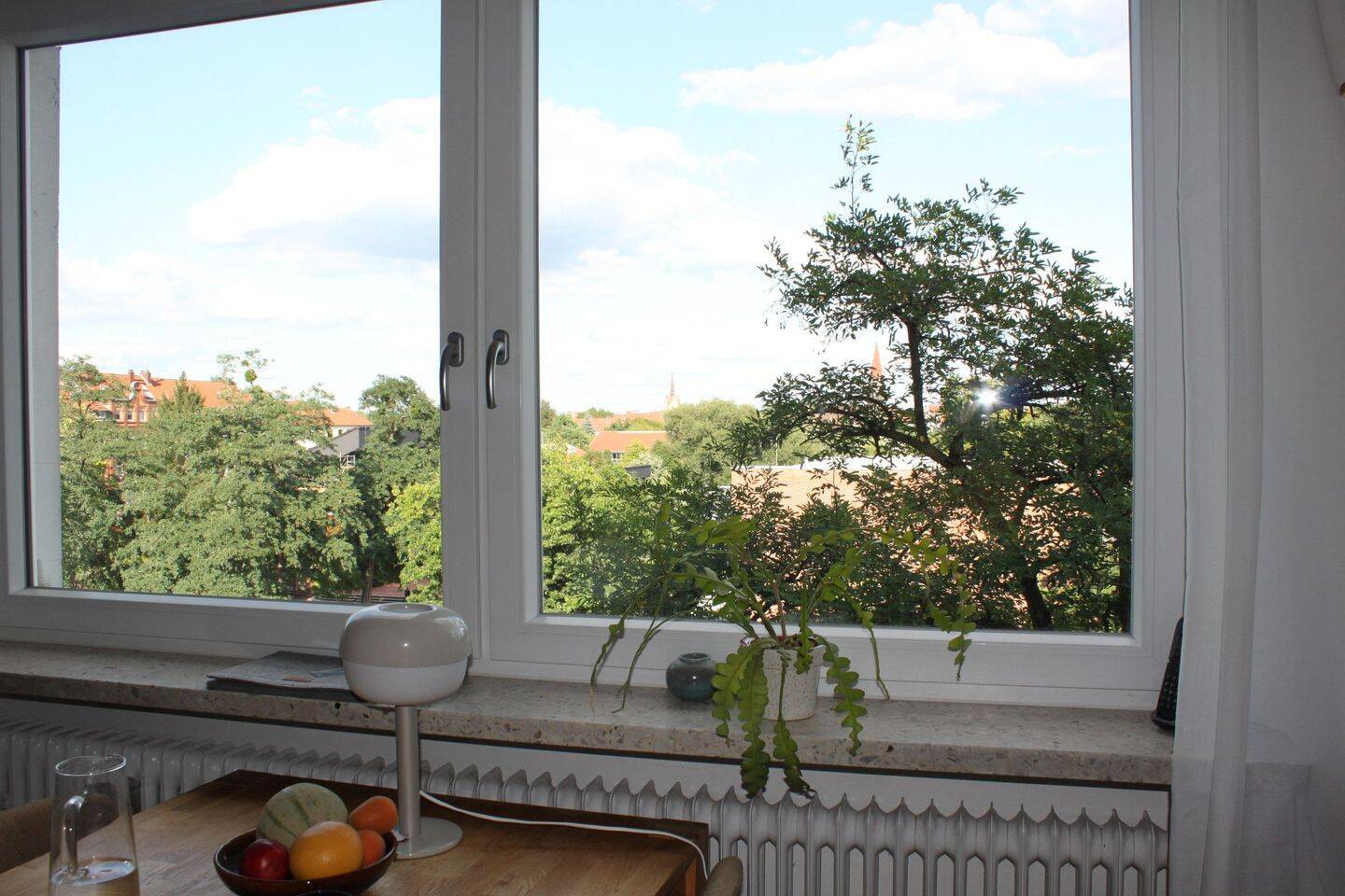 Helle 3-Zimmer-Eigentumswohnung mit Balkon, Garage und schönem Ausblick in Hannover-Vahrenwald, 30165 Hannover