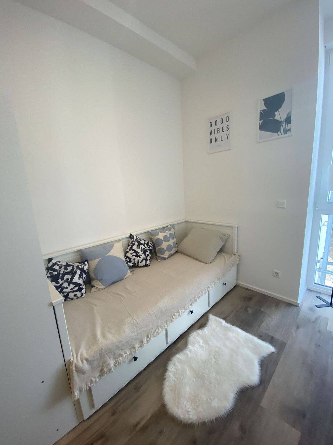 Mitten in STUTTGART ! Wunderschöne vollmöbilierte Studioapartments zur Miete, 70190 Stuttgart (Mitte Ost)