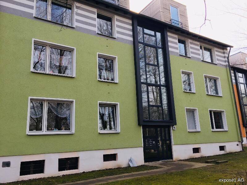 SHG+++ Schöne 2,5-Zimmerwohnung im DG mit kleinem Austritt/Loggia – Möbel mit zu verkaufen, 58097 Hagen (Altenhagen Boele Hochschulviertel Ischeland Mittelstadt)