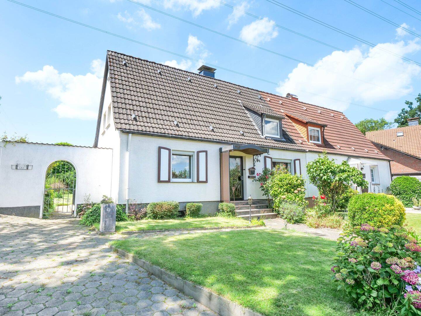 Ihr Traum vom Eigenheim wird wahr in Weitmar, 44795 Bochum (Weitmar Wiemelhausen)