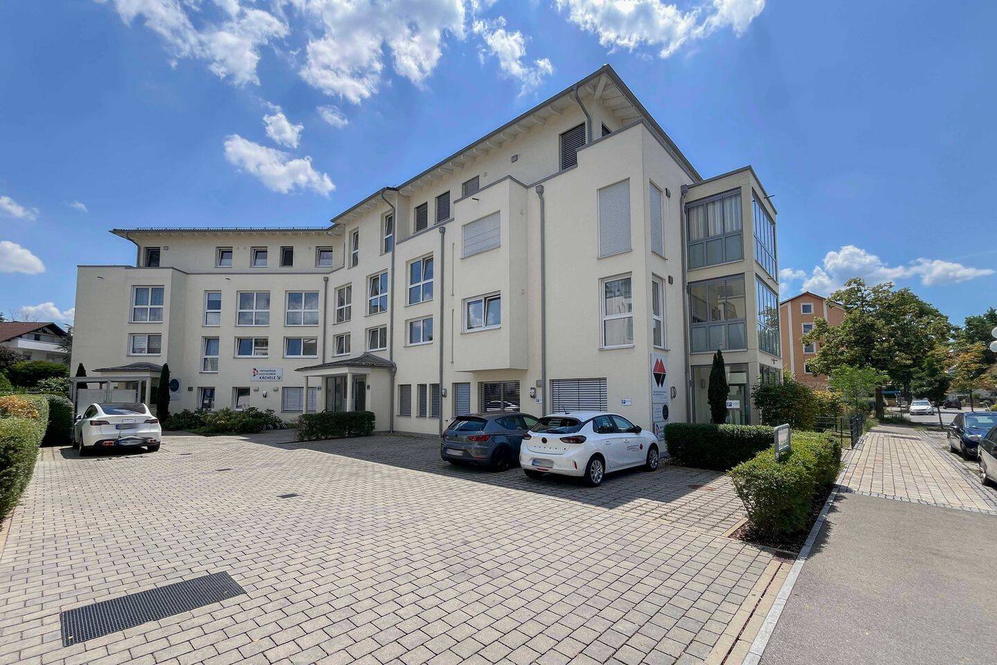 Mitten in Bad Wörishofen, 2Zi. – Barrierefrei + extra Tiefgarage, 86825 Bad Wörishofen