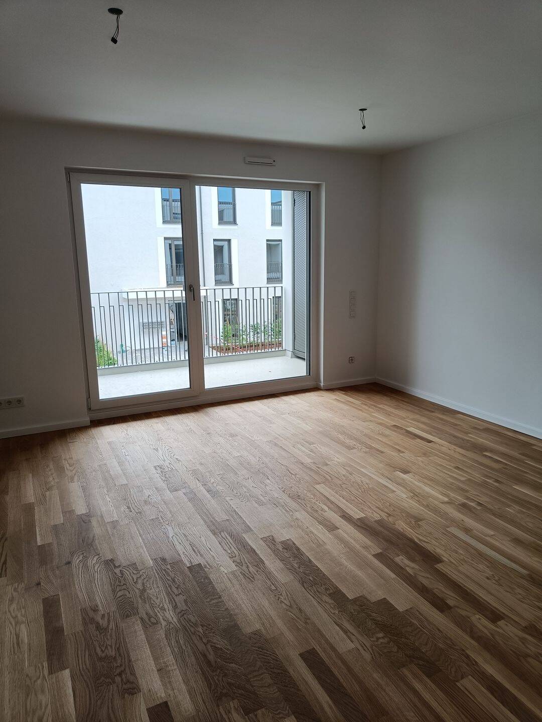 Erstbezug: Schön geschnittene 2-Zimmer Wohnung, 85551 Kirchheim b. München