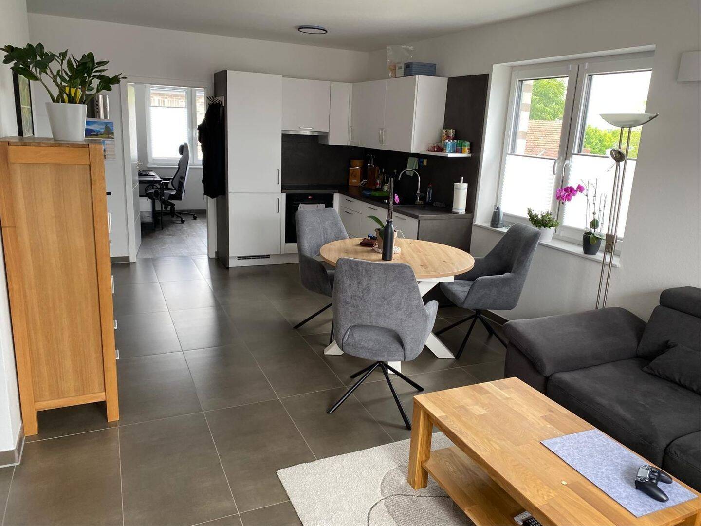 Moderne 3 Zimmer Dachgeschosswohnung inkl. Einbauküche, 32549 Bad Oeynhausen