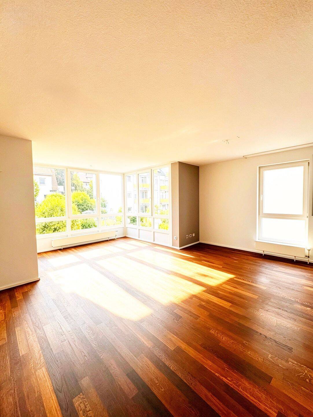 Moderne Familienwohnung mit Balkon in Korntal-Münchingen, 70825 Korntal-Münchingen