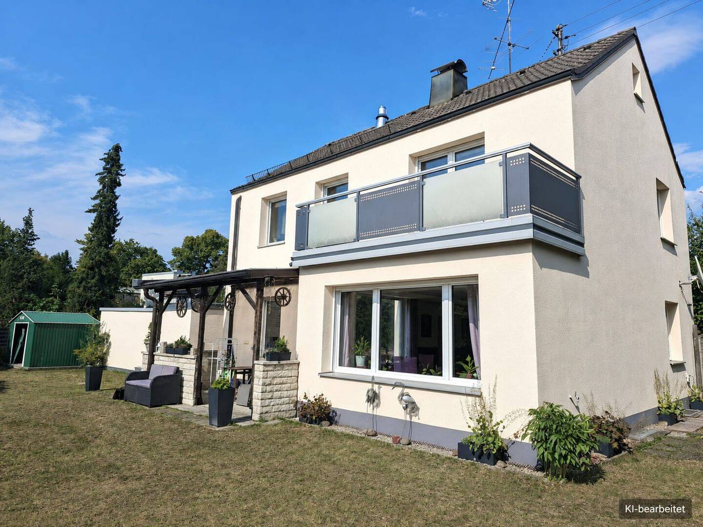 Erbbaurecht! – Einfamilienhaus mit energetischen Modernisierungen und großem Garten in Stadtbergen, 86391 Stadtbergen