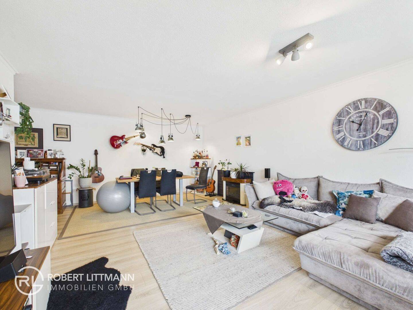 Wohnen mit Komfort und Zukunftsperspektive – 3-Zimmer-Wohnung mit Südbalkon in Bremen Findorf, 28215 Bremen (Bahnhofsvorstadt Findorff-Bürgerweide Regensburger Straße Weidedamm)