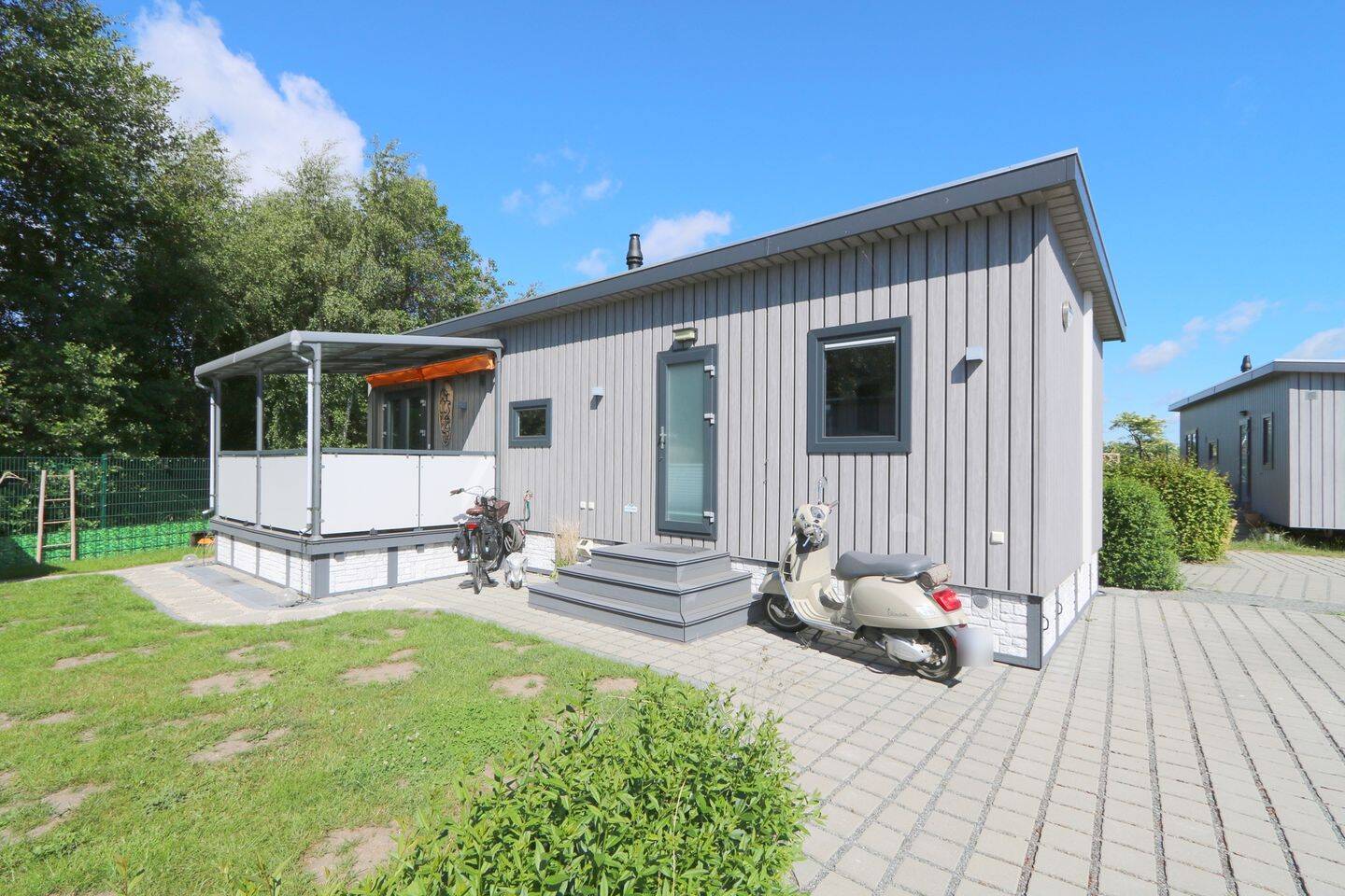 Modernes ca. 45m² Chalet Bj. 2023 am Lensterstrand | Erstwohnsitz | Solaranlage | 224m² | Stellplatz, 23743 Grömitz