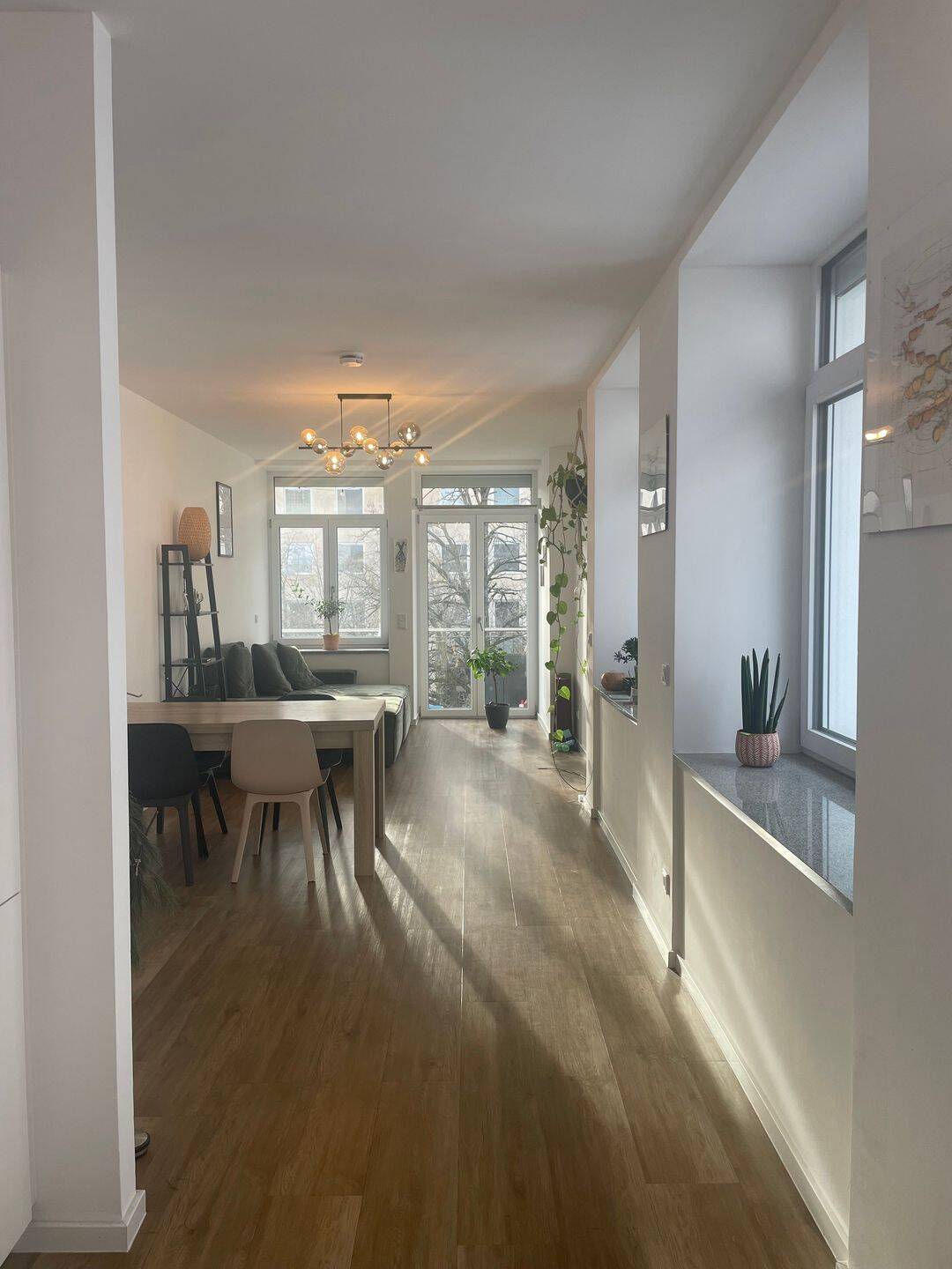 2-Zimmer-Apartment mit Balkon | 62 m² | Rotkreuzplatz | ab Oktober, 80634 München (Neuhausen-Nymphenburg)