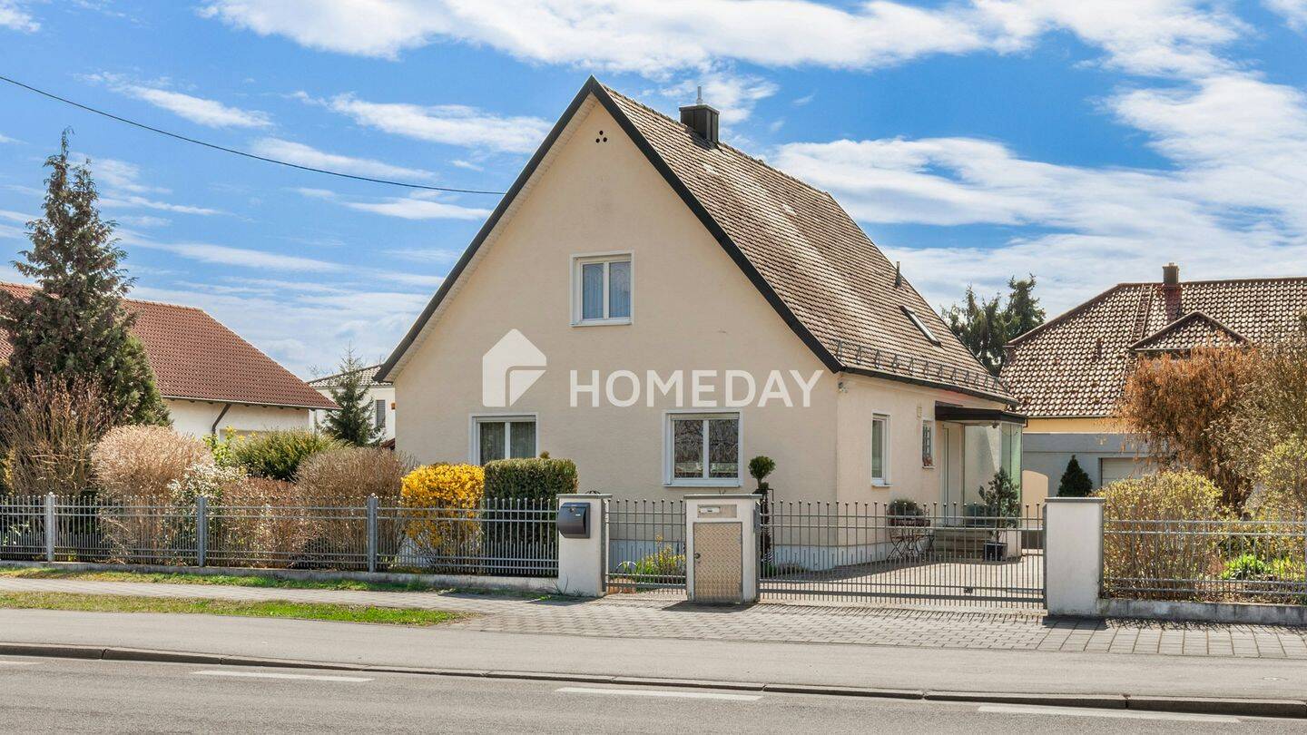 EFH auf großzügigem Grundstück mit EBK, Garage & Terrasse – leerstehend & bereit für Ihre Ideen, 85053 Ingolstadt (Ingolstadt Kothau Niederfeld Ringsee Rothenturm)
