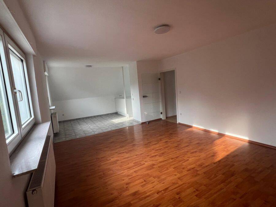 helle 3-Zimmer Küche Bad mit Bürozimmer im Zweifamilienhaus in Gt Kattenstroth, 33332 Gütersloh