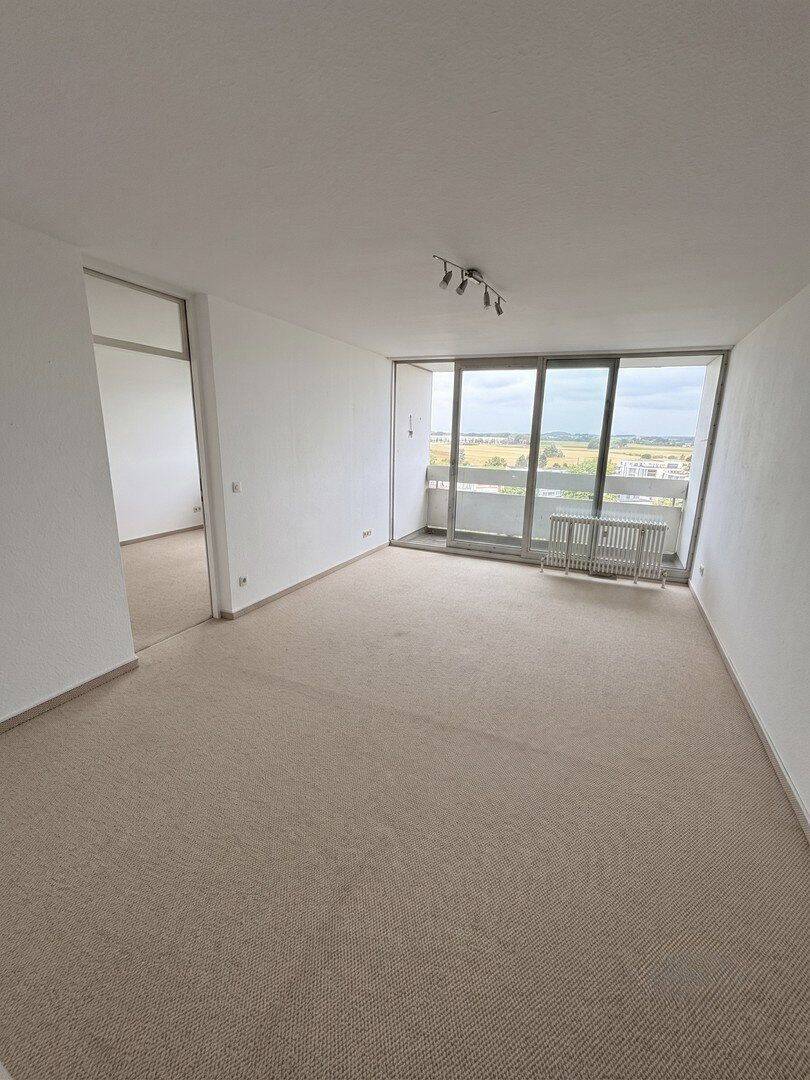 Lichtdurchflutete 3 Zimmer Wohnung mit eigenem Tiefgaragenstellplatz zu verkaufen, 89231 Neu-Ulm