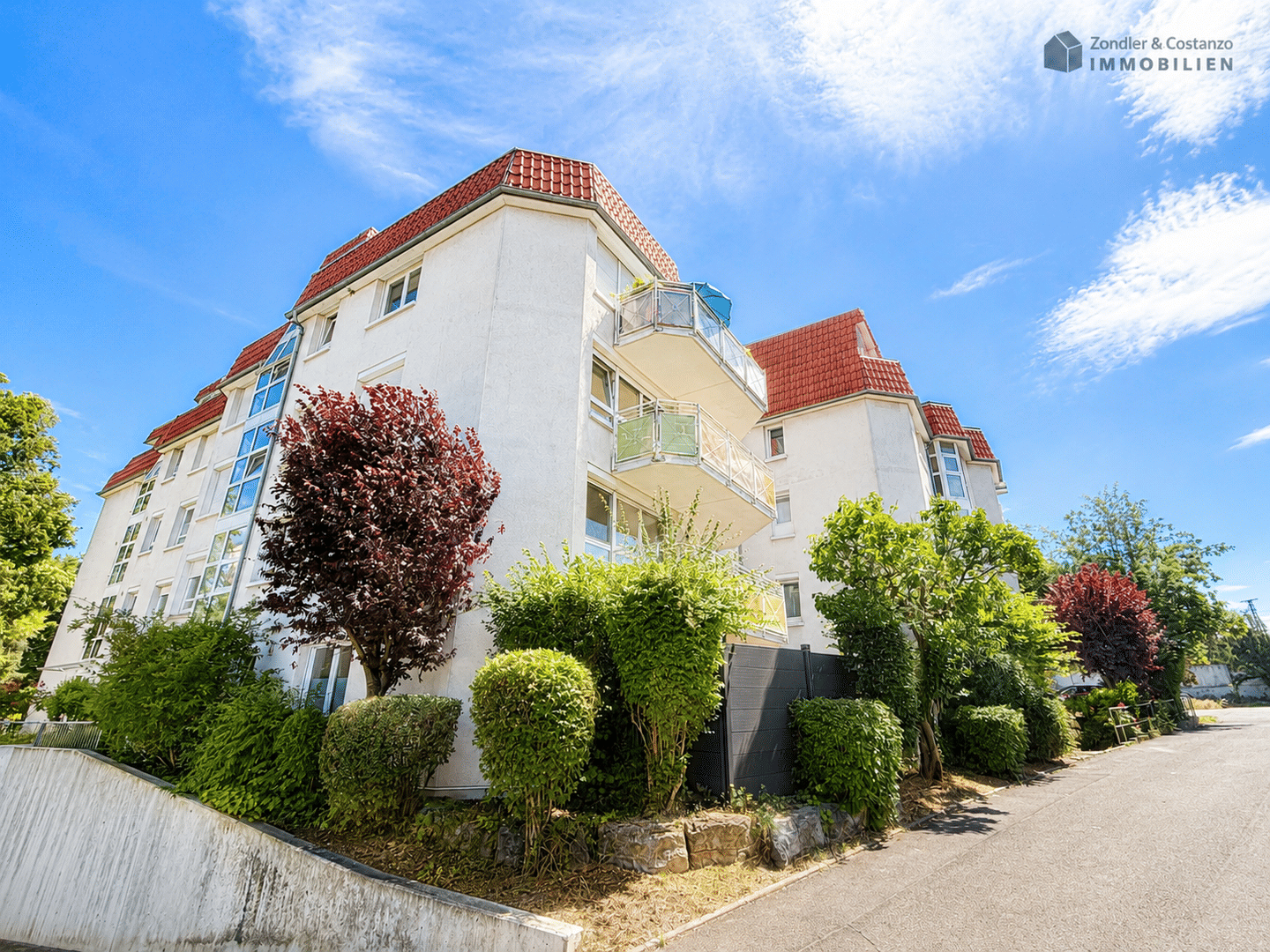 * STUTTGART-MÜNSTER: Schöne, helle 2,5-Zi.-Whg. mit Balkon * TG-Stpl. * BJ 1992 * gute Wohnlage *, 70376 Stuttgart (Bad Cannstatt Burgholzhof Münster Zuffenhausen)