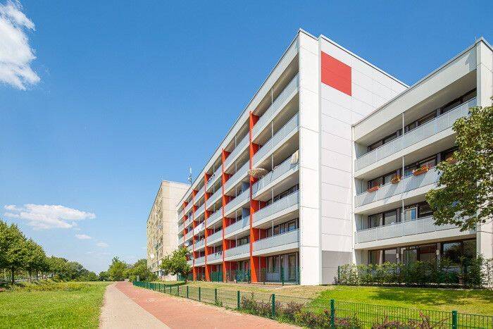 *Nähe Mittellandkanal: Frisch modernisierte 2-Zimmer-Wohnung in Hannover-List*, 30177 Hannover
