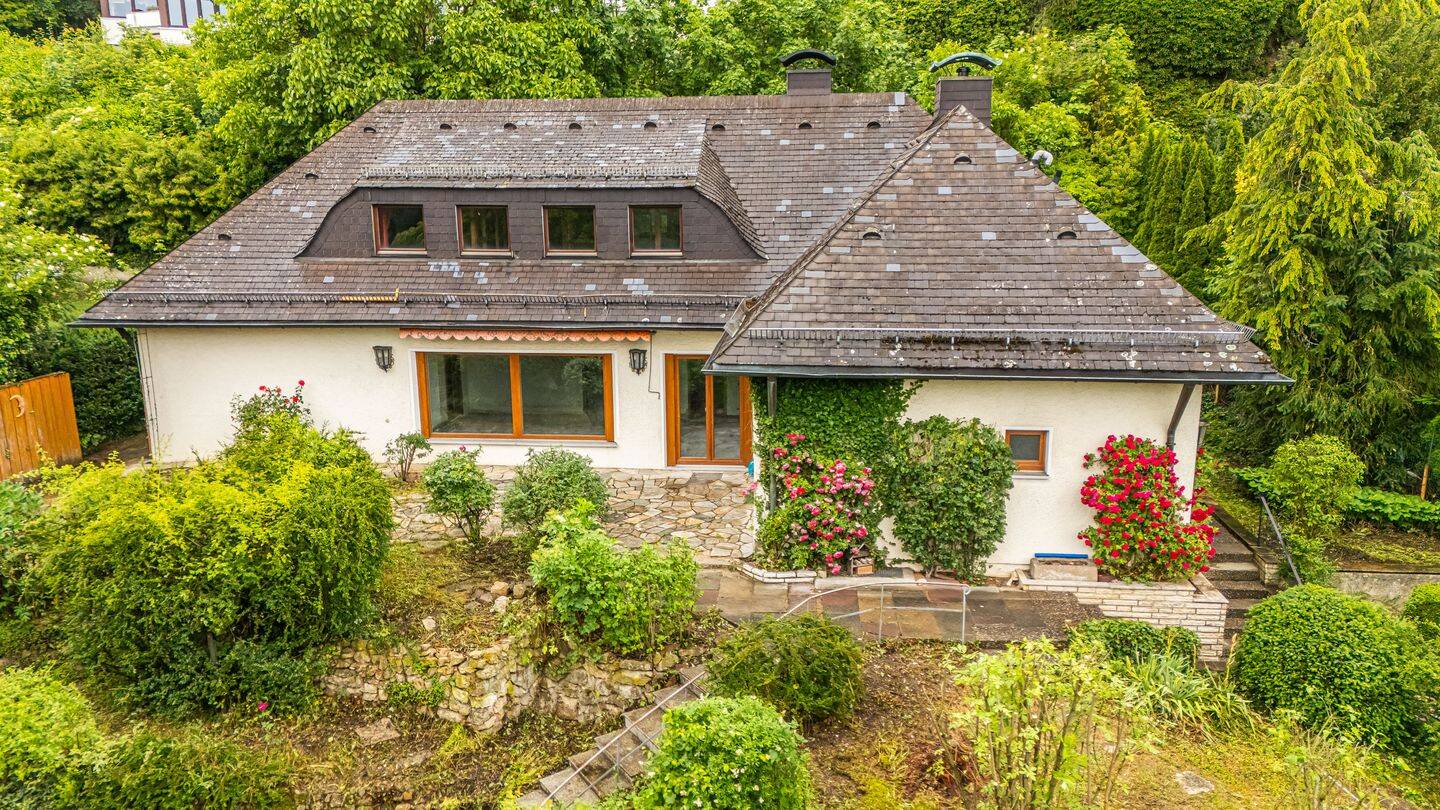 Einzigartige Hanglage trifft auf vielfältige Gestaltungsmöglichkeiten, 92237 Sulzbach-Rosenberg
