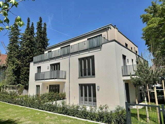 Einladende, sonnige 2-Zimmer-Terrassenwohnung mit kleinem Garten. Beste Infrastruktur. – 81375 München – Bild 1 von 3