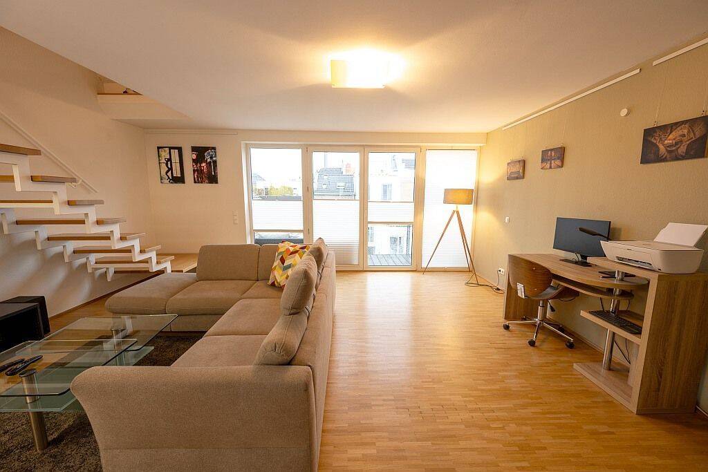 Großzügige Maisonette mit Balkon in Köln-Ehrenfeld – Video online, 50823 Köln (Ehrenfeld Neuehrenfeld)