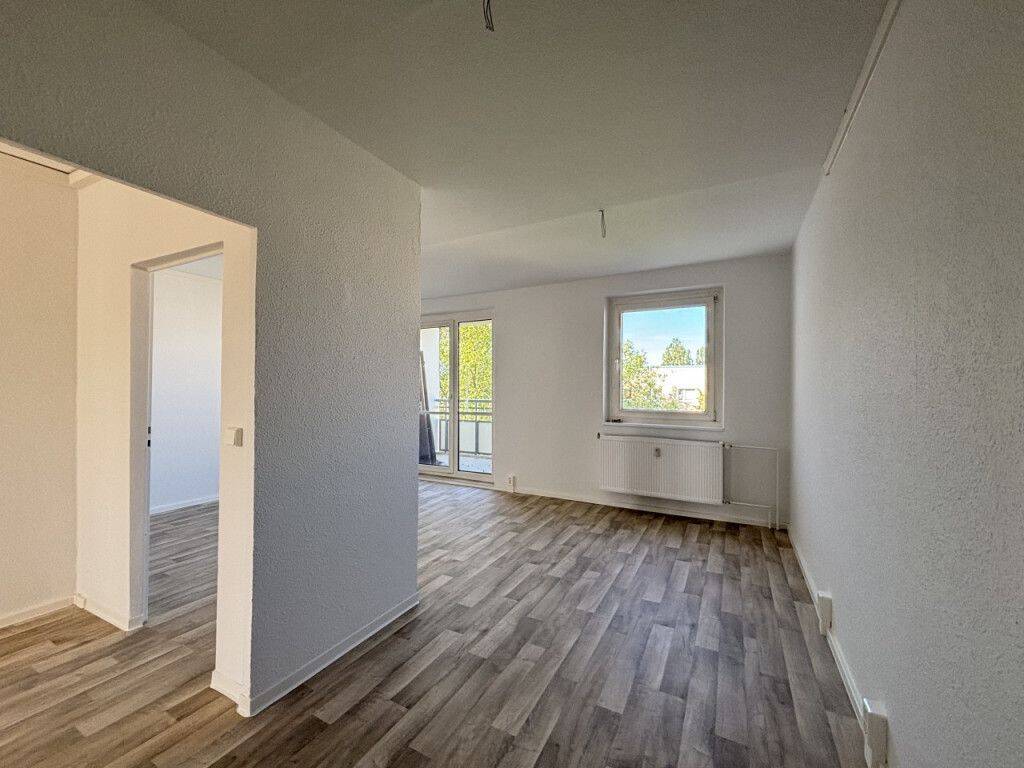 3-Raum-Wohnung mit Loggia – Treppensteigerbonus!, 15236 Frankfurt (Oder)