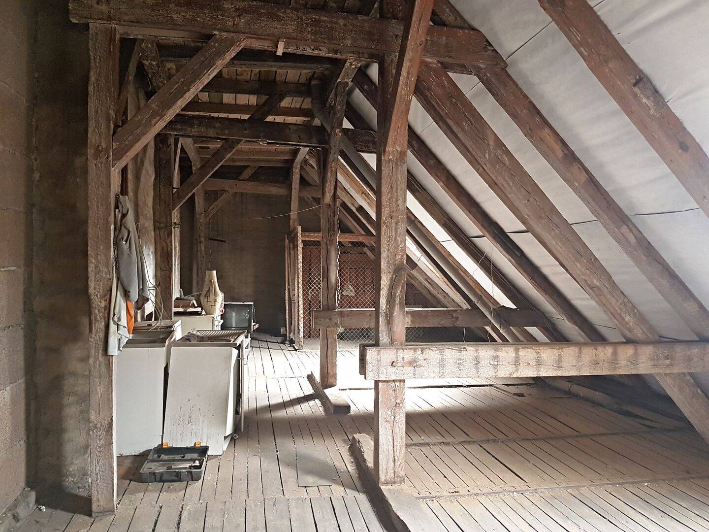 Altbau-Rohling mit dem Ausbaurecht für zwei Wohnungen im beliebten Neuköllner Richard-Kiez!, 12055 Berlin (Neukölln)
