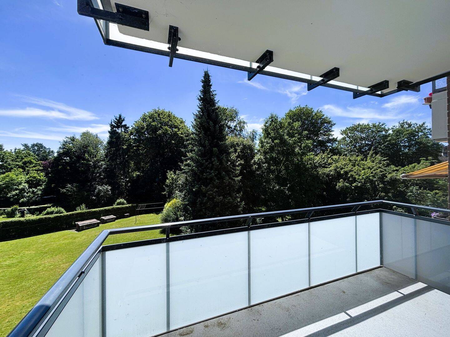 Schöne, helle 3-Zimmer-Wohnung mit Balkon und Aufzug in Hamburg-Stellingen, 22525 Hamburg (Eimsbüttel Bahrenfeld Eidelstedt Lurup Stellingen)