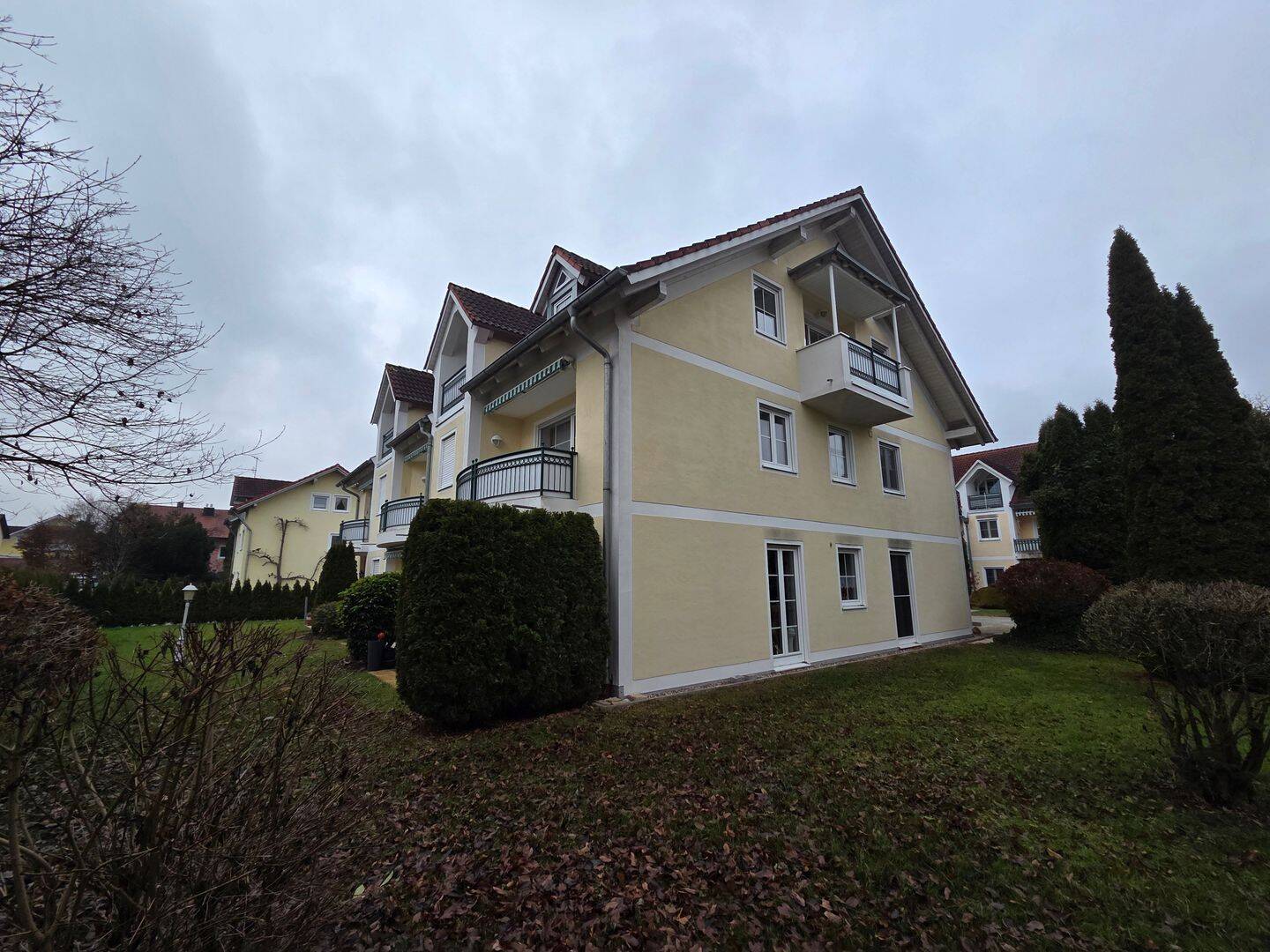 Charmante 2-Zimmer-Dachgeschosswohnung in ruhiger Wohnresidenz (Bad Füssing), 94072 Bad Füssing