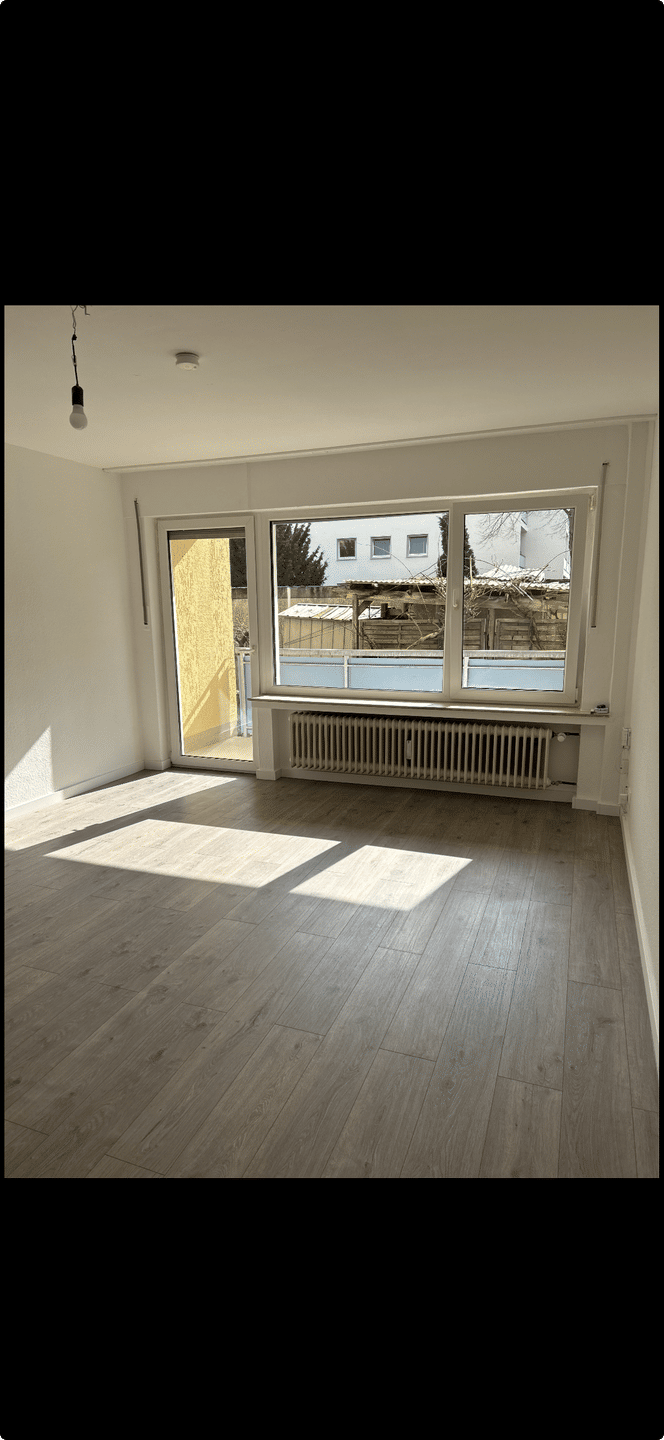 Moderne 1-Zimmer-Wohnung mit Balkon in Köln- Weiden – frisch renoviert!, 50858 Köln (Lindenthal Junkersdorf Weiden)