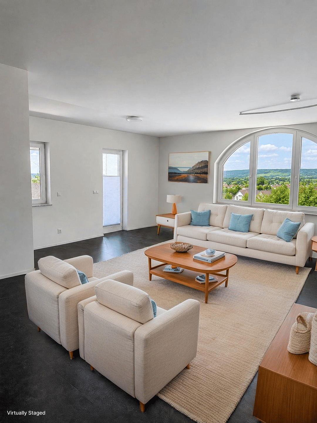 Lichtdurchflutete 4-Zi.-Wohnung mit 126 m², 2 Balkonen, Garage und herrlichem Ausblick, 79415 Bad Bellingen
