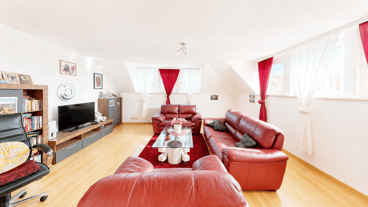 Maisonette am Pfälzerwald mit Gewölbekeller-Bar, 67691 Hochspeyer
