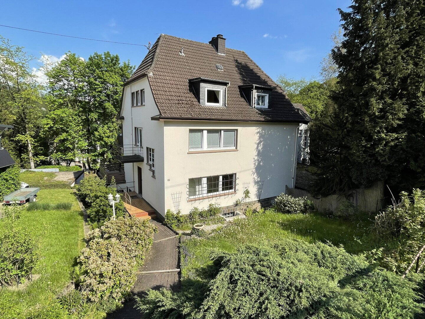2 MEHRFAMILIENHÄUSER MIT 6 WOHNEINHEITEN + GROSSZÜGIGE GEWERBFLÄCHE – IM ZENTRUM VON GUMMERSBACH –, 51643 Gummersbach