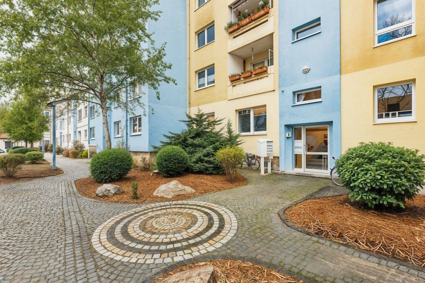Berlin: Vermietete 2-Zimmer-Wohnung mit stabilem Mietverhältnis seit 2020, 12555 Berlin (Treptow-Köpenick Köpenick)