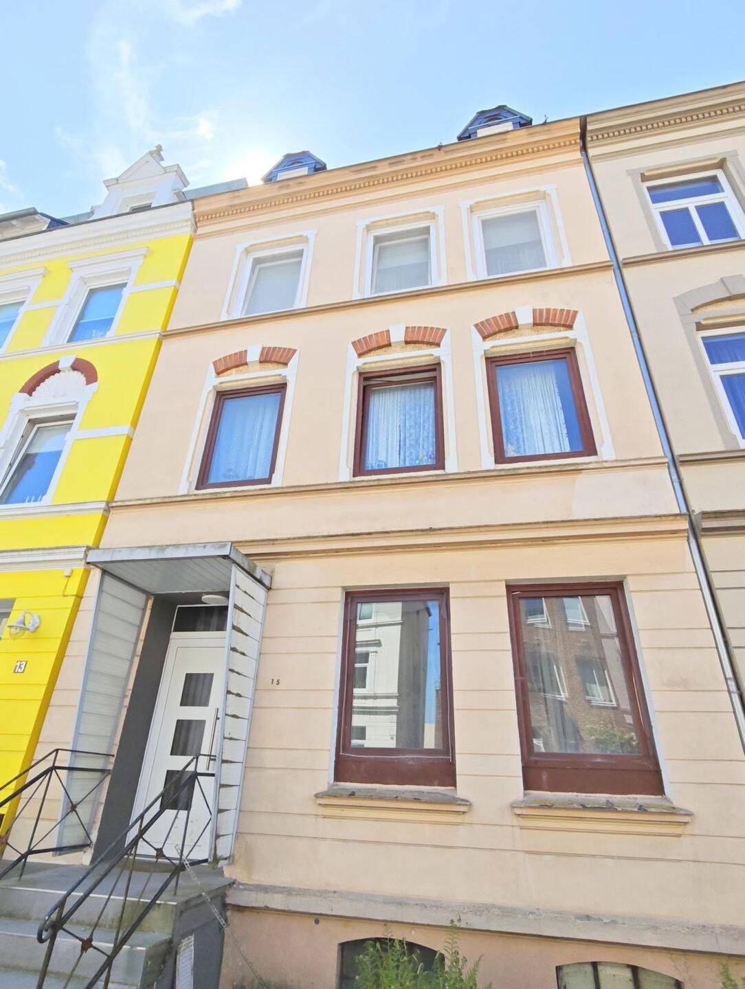 Mehrfamilienhaus mit drei Wohnungen (vollständig vermietet), 23558 Lübeck (Buntekuh Sankt Lorenz Nord Sankt Lorenz Süd)