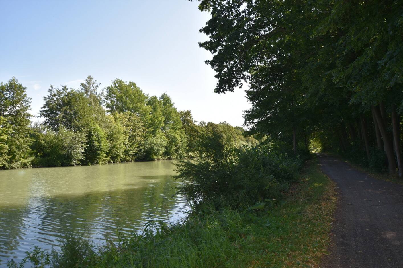 Grüne Oase in unmittelbarer Wassernähe, 30926 Seelze