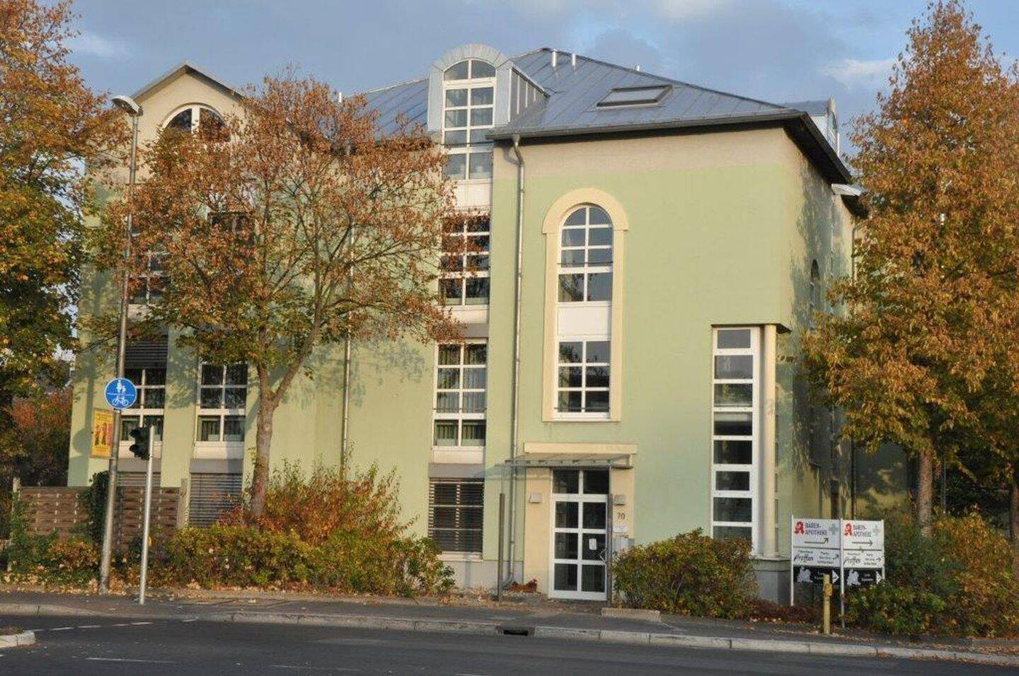 WG geeignet! Großzügige helle 6 Zi.-Wohnung mit Balkon u. Einbauküche, 37081 Göttingen