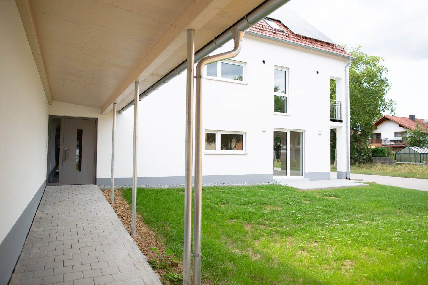 Helle 3-Zimmer Wohnung im EG mit Terrasse und Garten, 94522 Wallersdorf