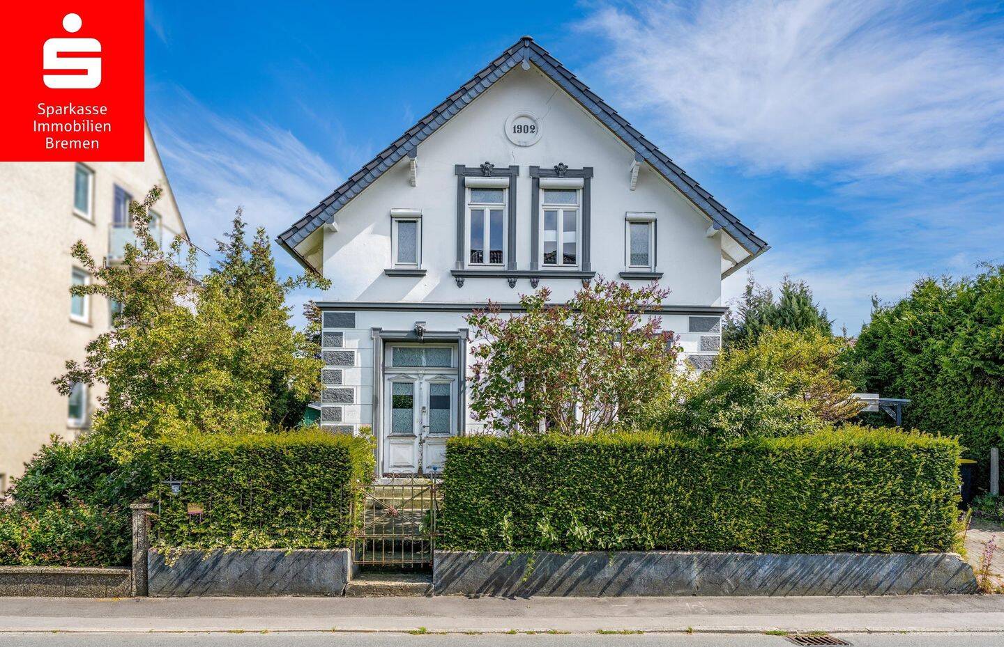 Bremen-Grohn: Freistehendes Einfamilienhaus mit Einliegerwohnung und Dachterrasse in guter Lage, 28759 Bremen (Grohn Schönebeck Sankt Magnus Vegesack)