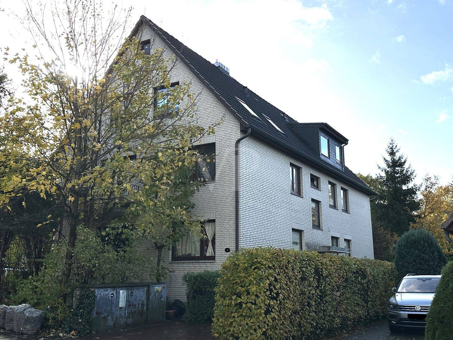 Solides Mehrfamilienhaus mit 6 Wohneinheiten in ruhiger Lage von HH-Sülldorf, 22589 Hamburg (Altona Blankenese Iserbrook Osdorf Sülldorf)