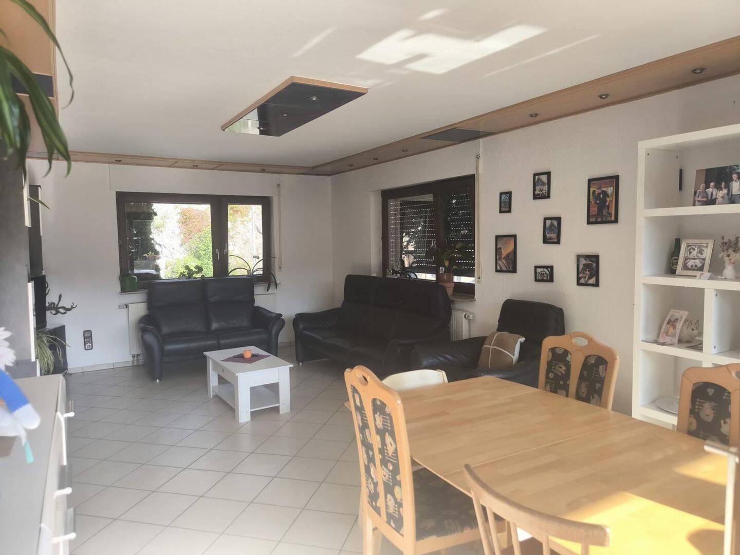Großzügige 3-Zimmer-Wohnung mit Balkon, Dachterrasse und Garage in Heidenheim-Mergelstetten, 89522 Heidenheim an der Brenz