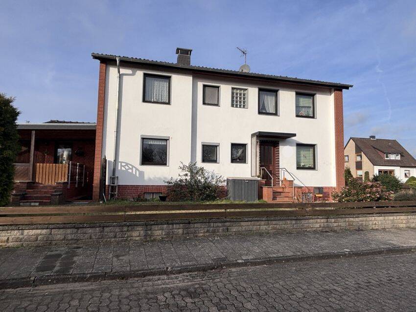 Liebenau – Großes Einfamilienhaus mit Einliegerwohnung, 31618 Liebenau
