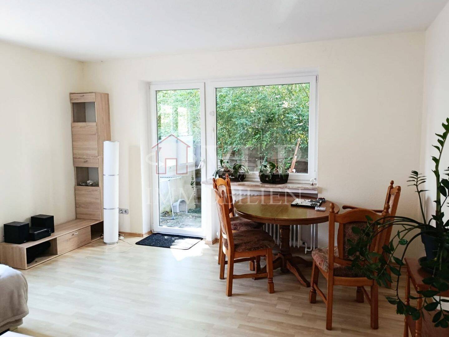 ZU VERMIETEN: 3-Zimmer Wohnung mit Terrasse – zentral in Aurich, 26603 Aurich