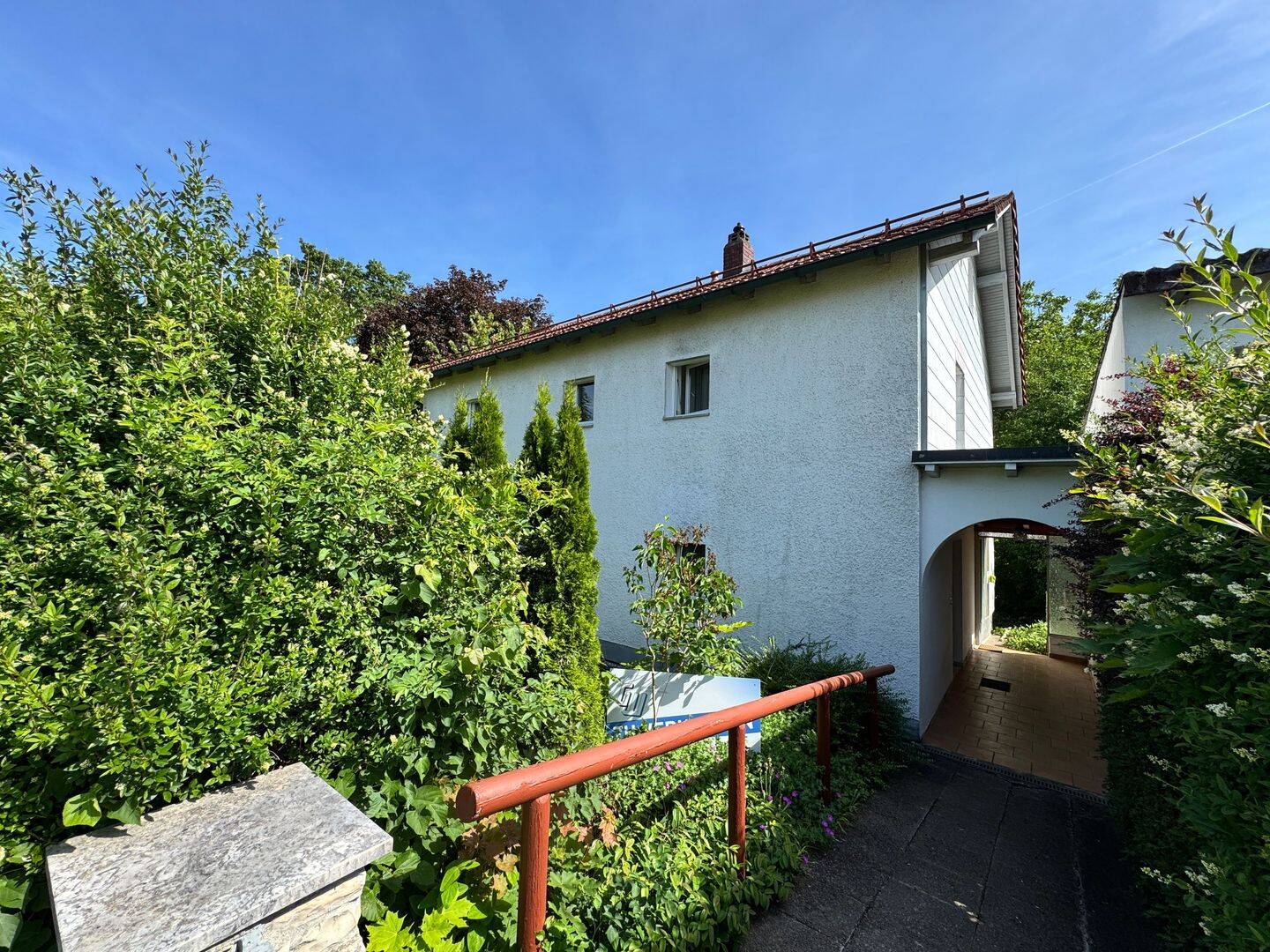 Ruderting: Wohnhaus mit zwei Wohneinheiten, 94161 Ruderting