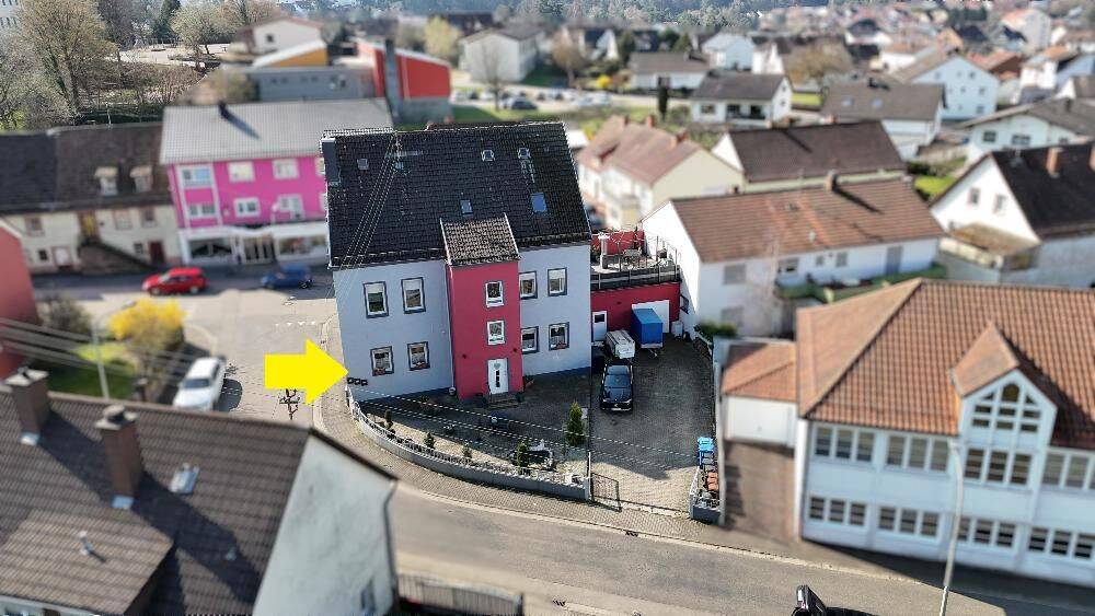 +++Großzügige Erdgeschosswohnung mit 3 geräumigen Zimmern, Wohnküche, Tageslichtbad, 1 Stellplatz im Herzen von Lemberg+++, 66969 Lemberg
