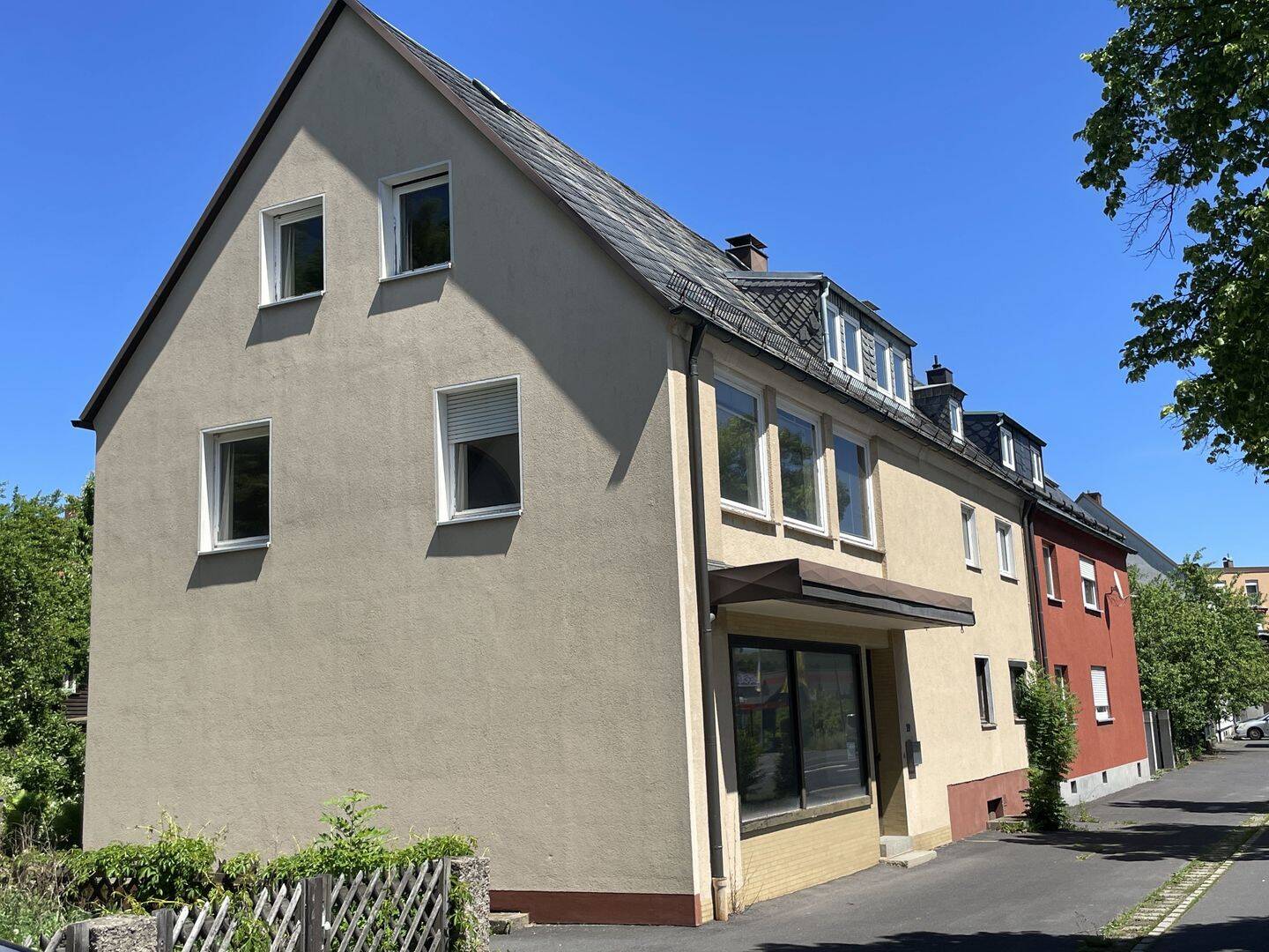 Großes Stadthaus mit Gewerbeeinheit!, 95615 Marktredwitz