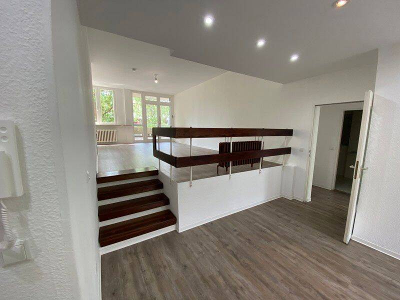 Willkommen Zuhause: 3-Zimmerwohnung mit großzügiger Terrasse, 14165 Berlin (Steglitz-Zehlendorf Zehlendorf)