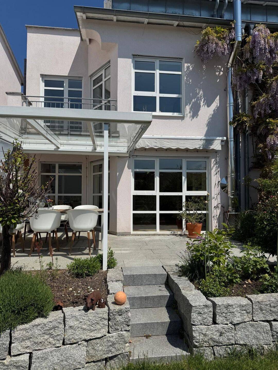 Modernes Doppelhaus in beliebter Wohnlage am oberen Eselsberg, 89075 Ulm (Böfingen Eselsberg Mitte Oststadt Söflingen)