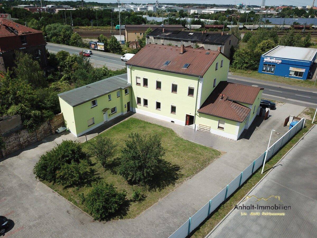 Großzügige 2-Raumwohnung im 1. Obergeschoss, 6749 Bitterfeld-Wolfen