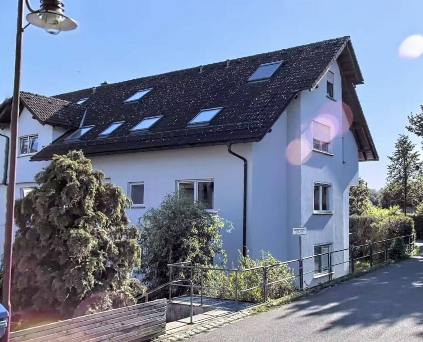 Idyllisches Wohnen mit Balkon und viel Grün, 9350 Lichtenstein/Sa.