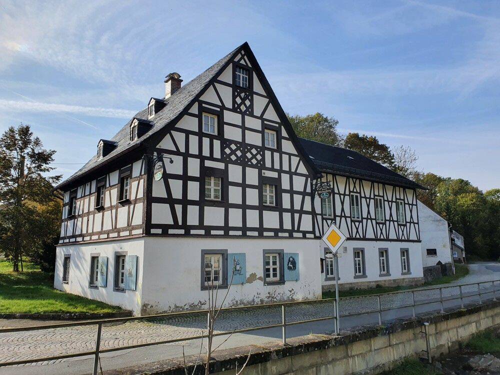 Historisches Anwesen in idyllischer Lage von Wiedersberg, 8606 Triebel/Vogtl.